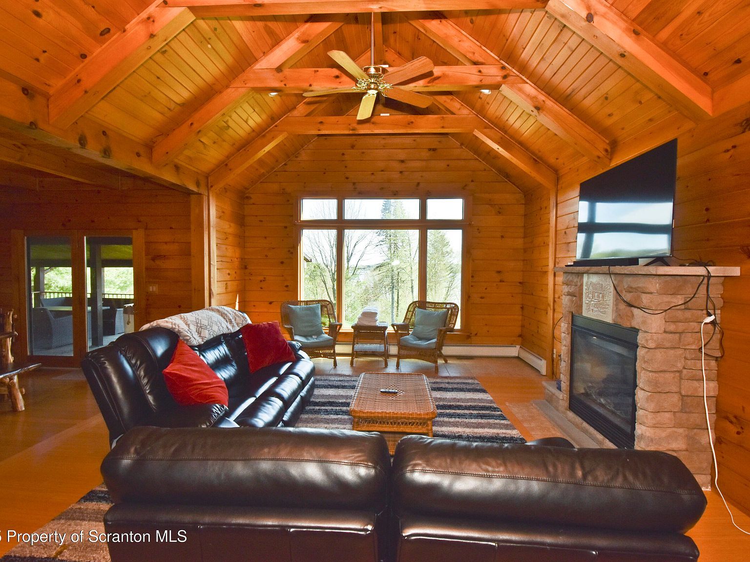 106 Windsor Dr Lake Ariel, PA 18436 - Thumbnail 3