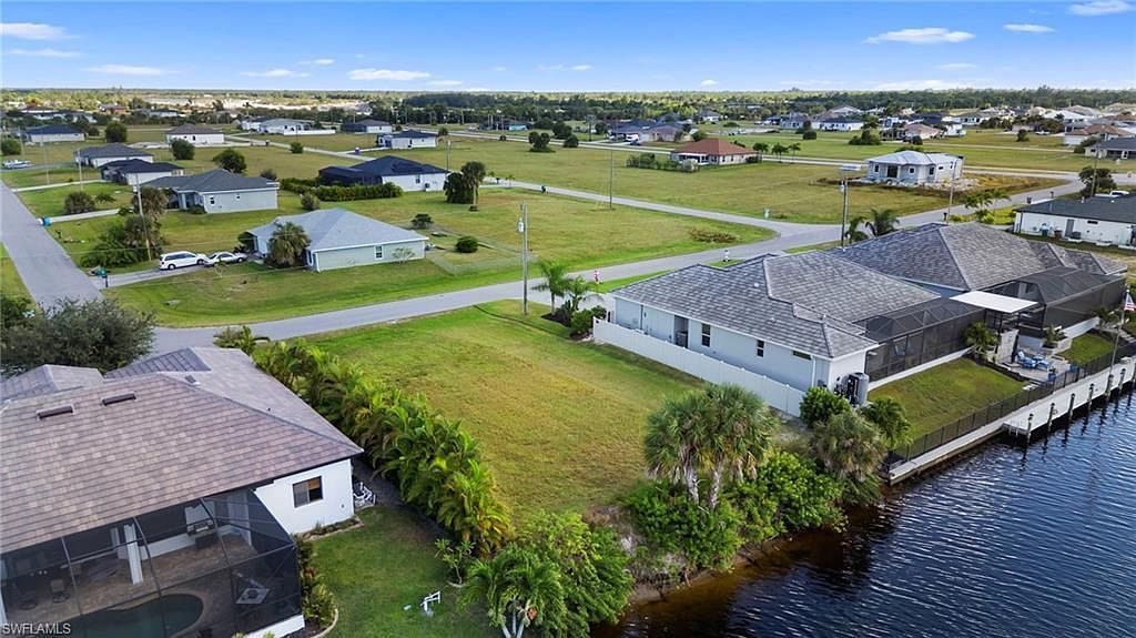 3709 NW 43rd Ave Cape Coral, FL 33993 - Thumbnail 3