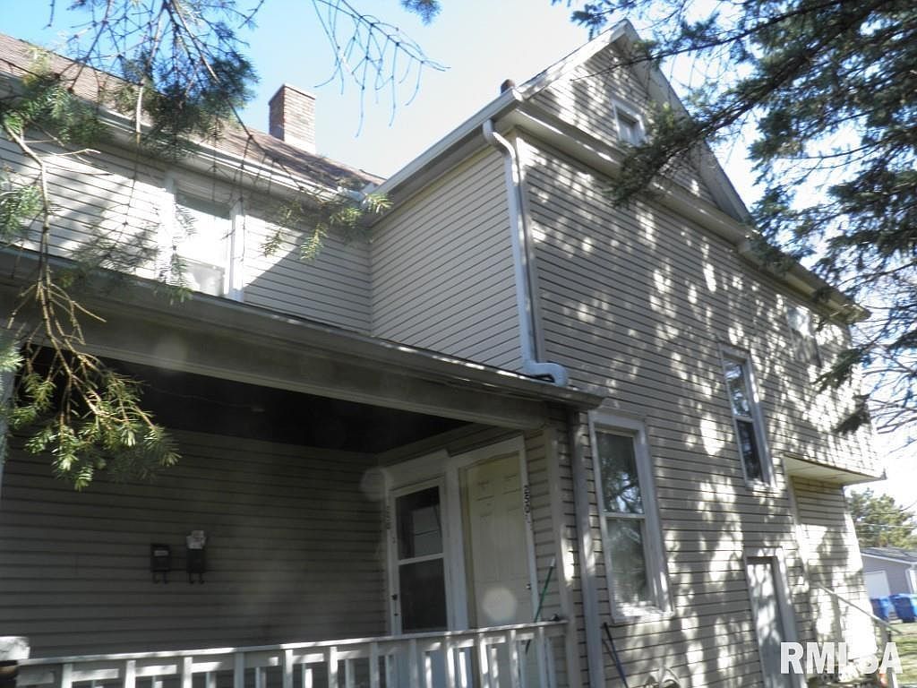 250 44th St Moline, IL 61265 - Thumbnail 3