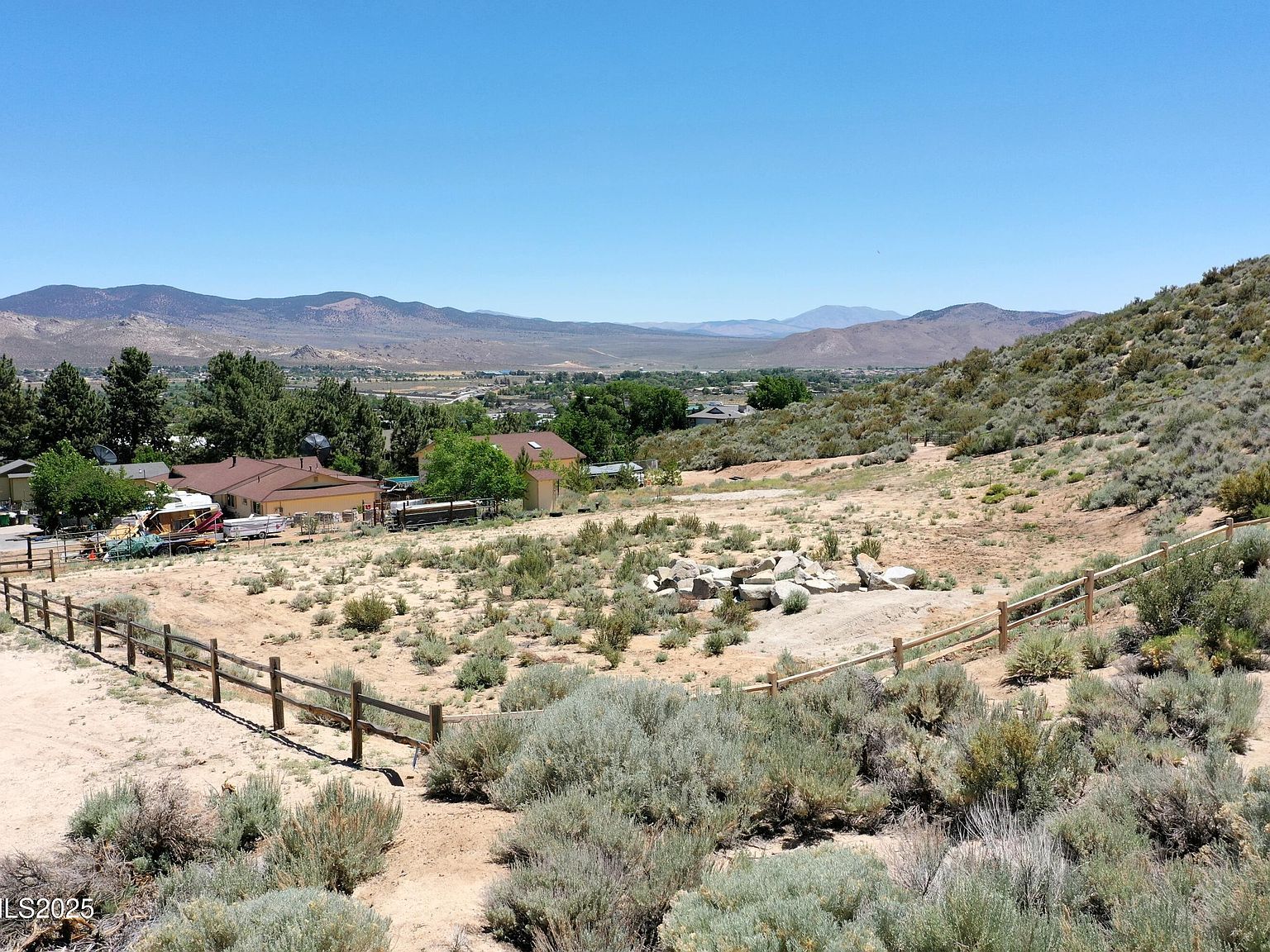 633 W Clearview Dr Carson City, NV 89703 - Thumbnail 3