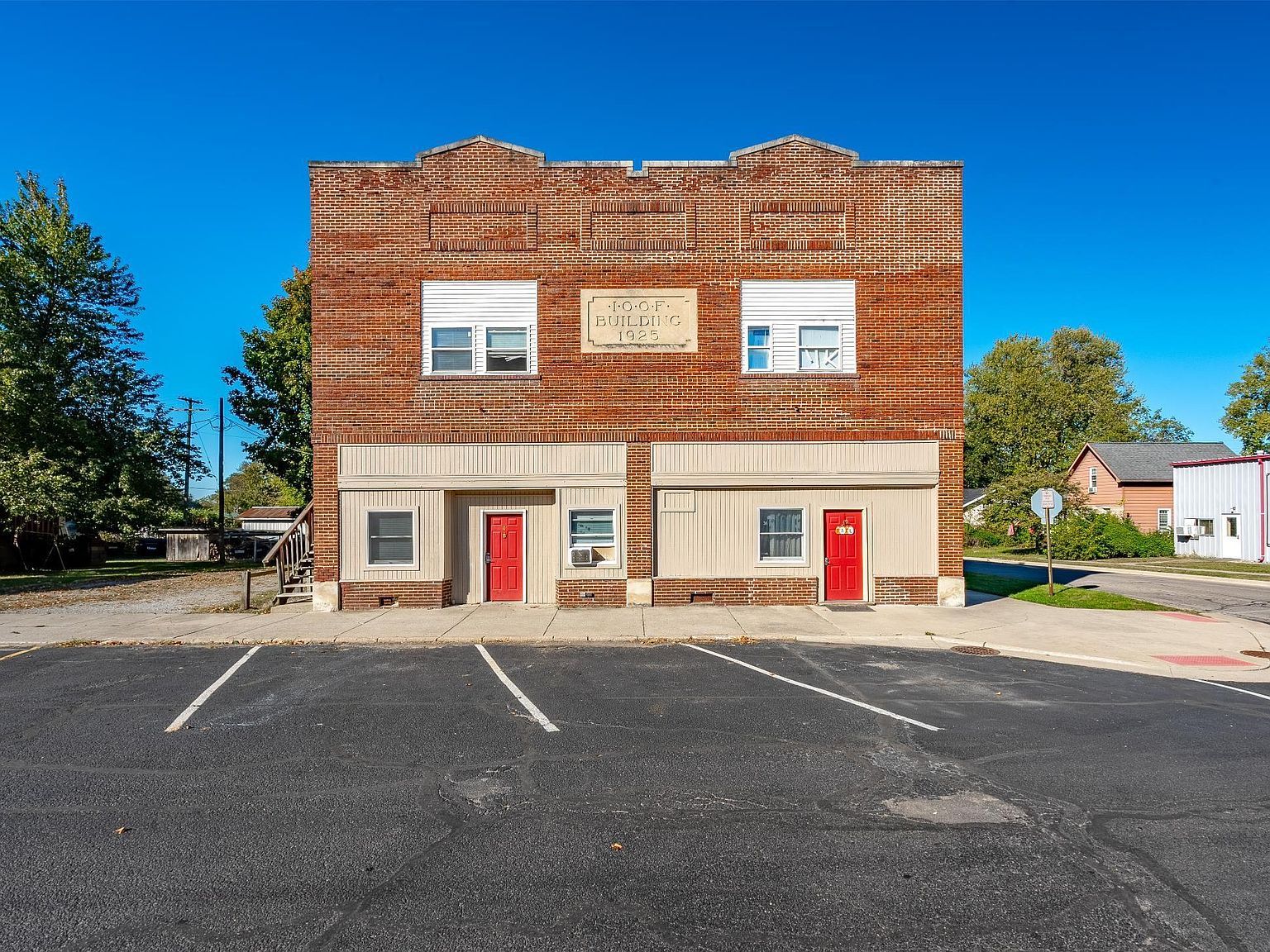 102 S Main St Claypool, IN 46510 - Thumbnail 3