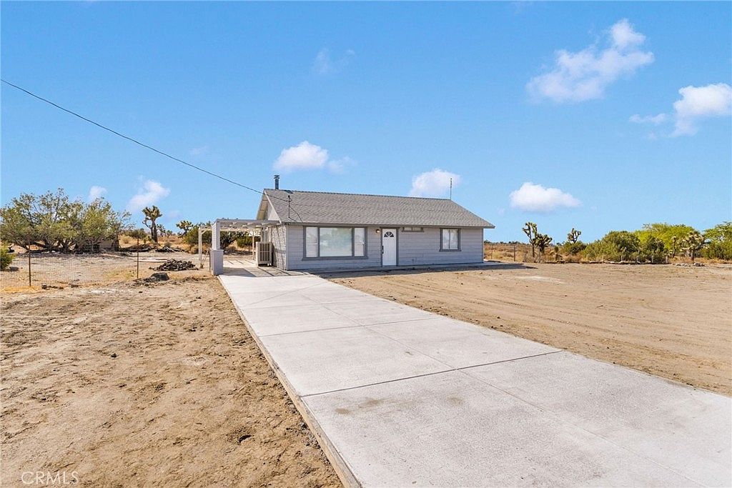 11076 Wagon Train Rd Pinon Hills, CA 92372 - Thumbnail 3