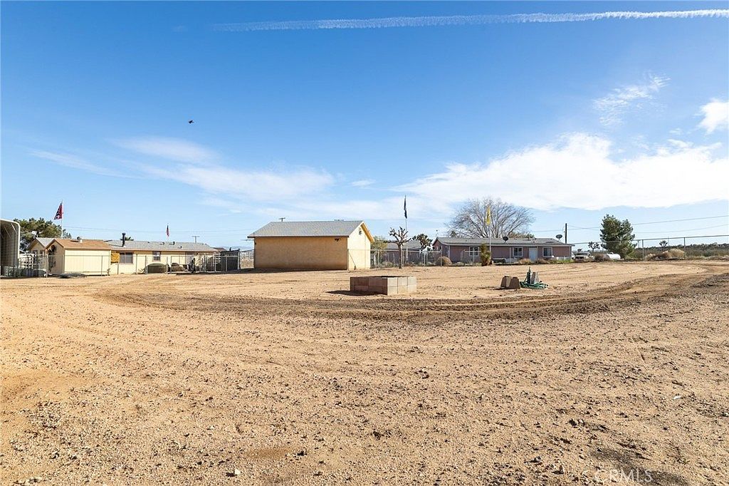 12132 Sunny Vista Rd Victorville, CA 92392 - Thumbnail 3