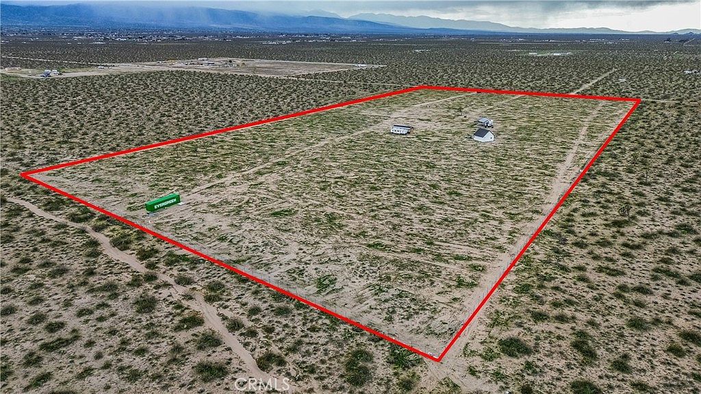 15803 Paramount Rd Phelan, CA 92371 - Thumbnail 3