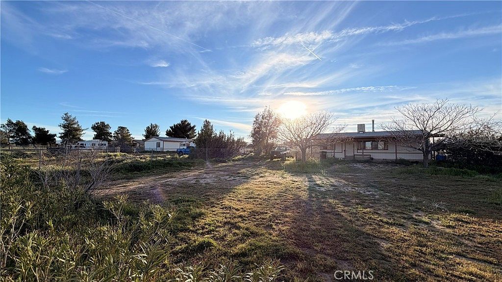 13958 Sage St Oak Hills, CA 92344 - Thumbnail 3