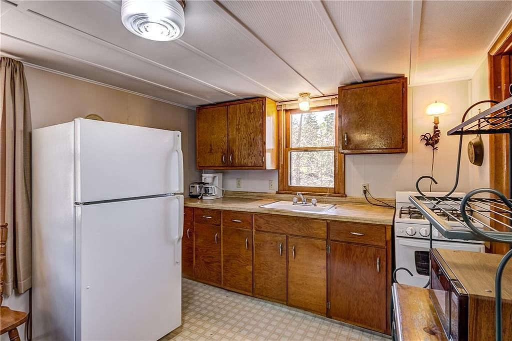 1022 Hwy M UNIT # 5 Chetek, MI 54728 - Thumbnail 3