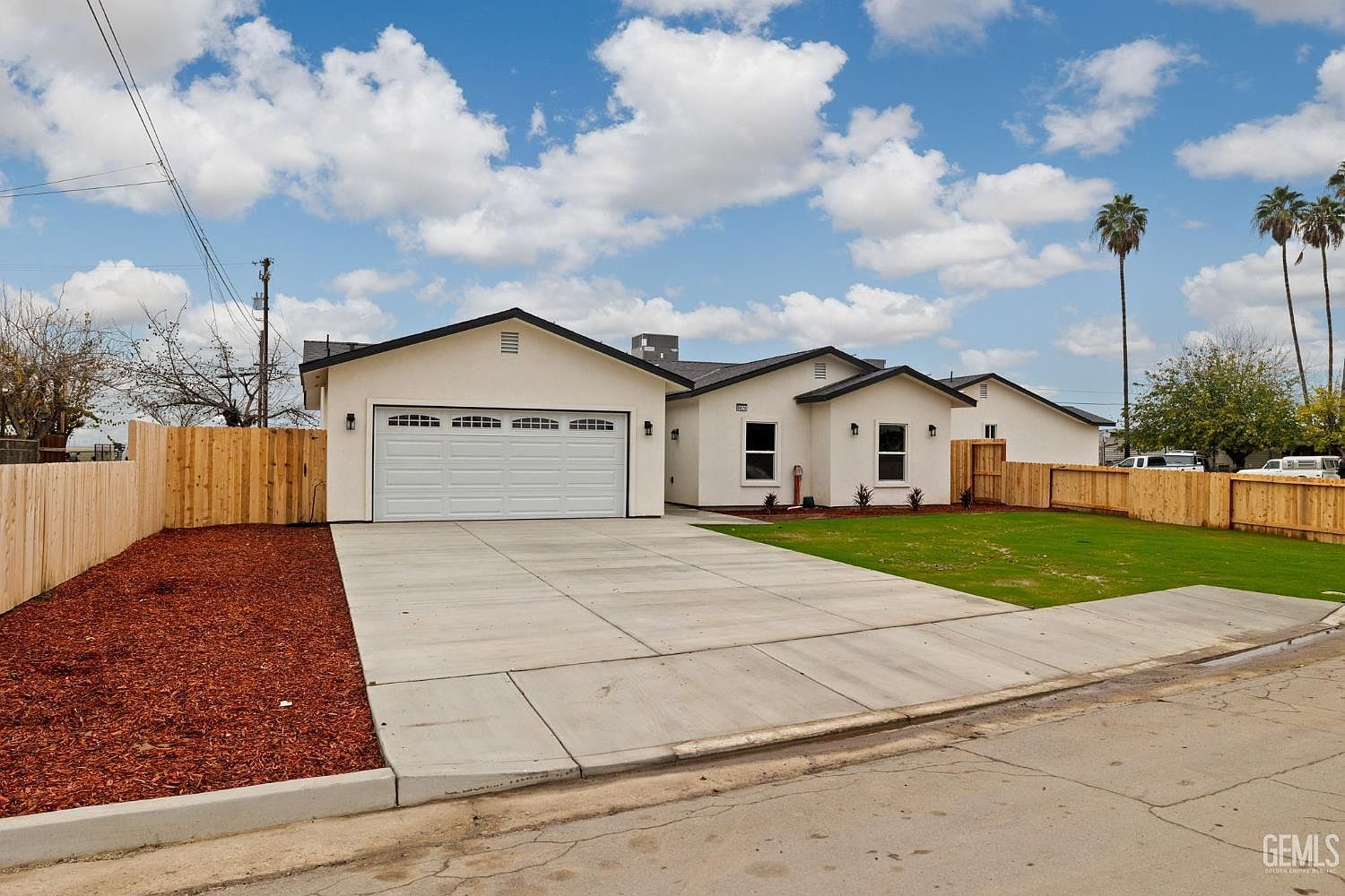 9820 Par St Bakersfield, CA 93311 - Thumbnail 3