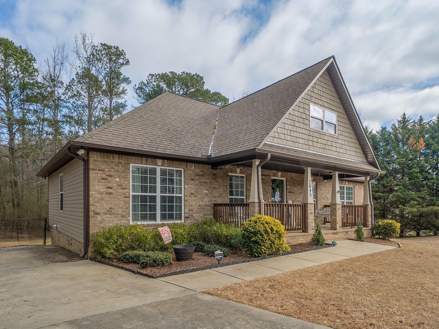 2045 Rising Fawn Dr Warrior, AL 35180 - Thumbnail 3