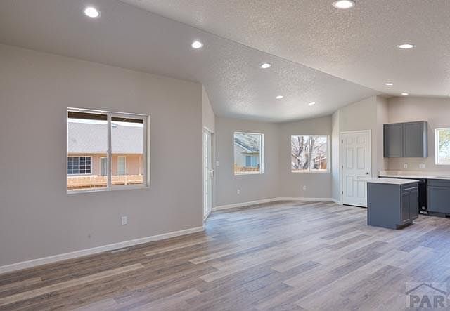 157 S Stardust Cir Pueblo, CO 81007 - Thumbnail 3