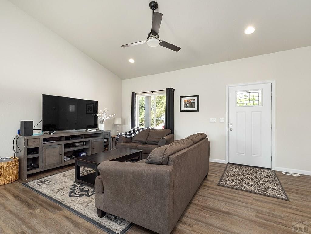 450 W Venturi Dr Pueblo West, CO 81007 - Thumbnail 3