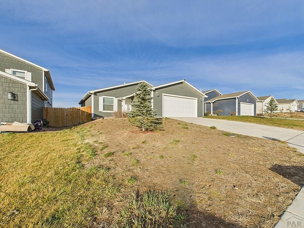 1424 Rivers Run Ave Pueblo, CO 81001 - Thumbnail 3