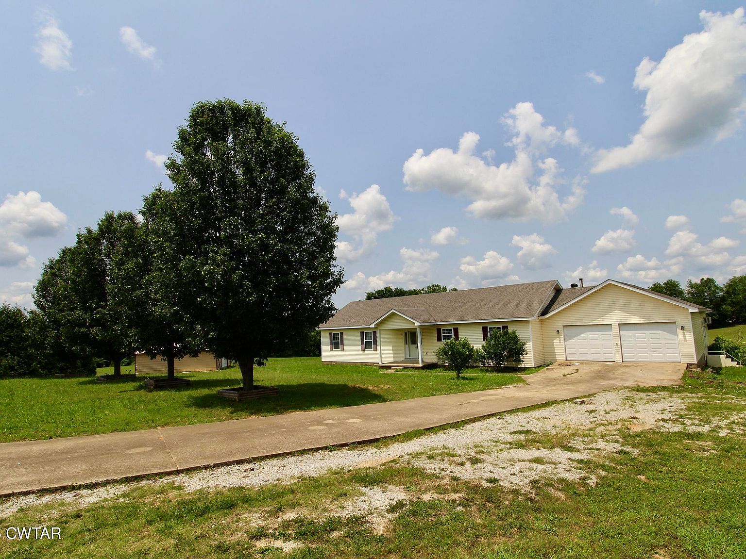 212 Southern Downs Dr Lexington, TN 38351 - Thumbnail 3