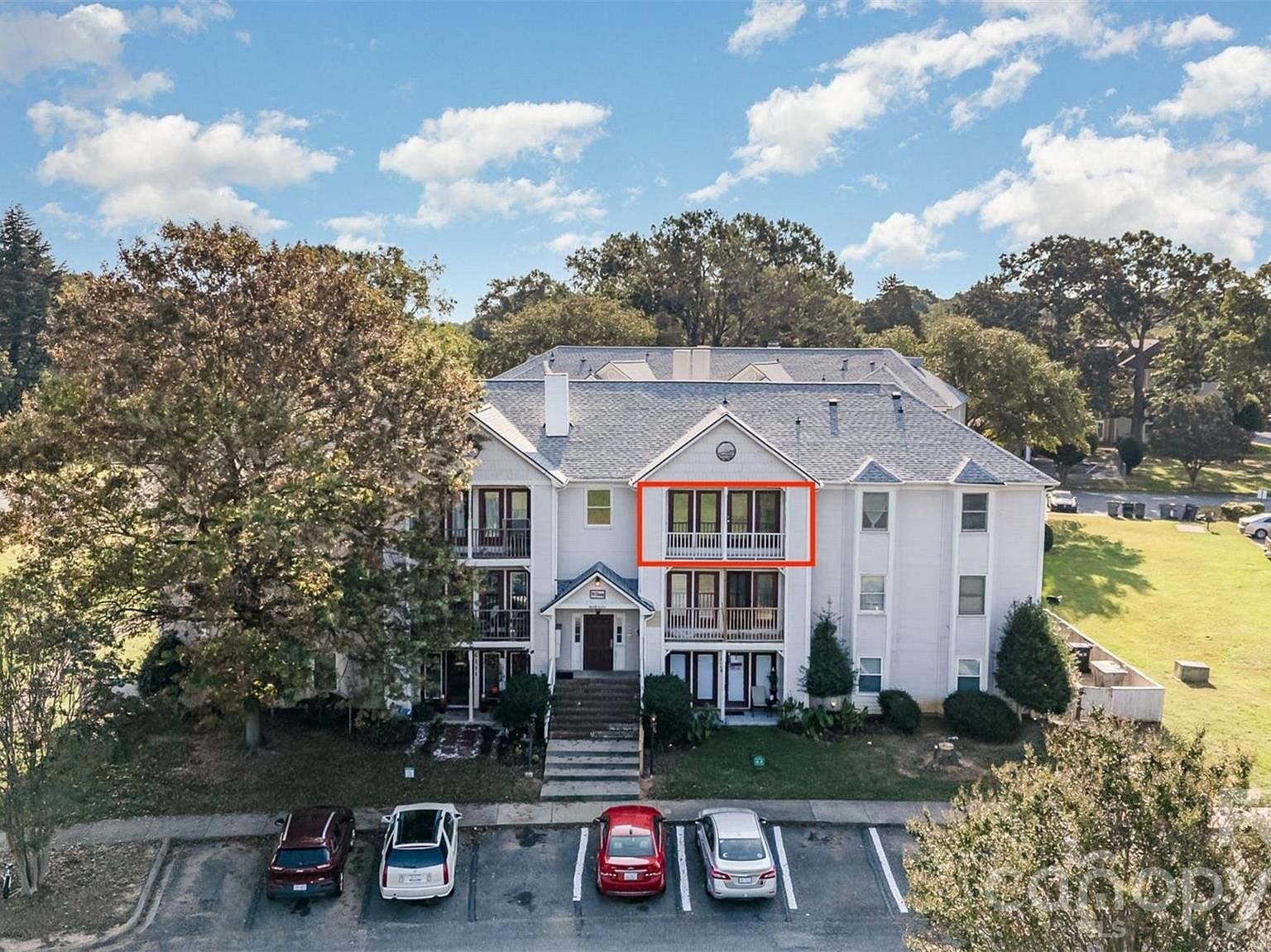 6165 Meadow Rose Ln Charlotte, NC 28215 - Thumbnail 3