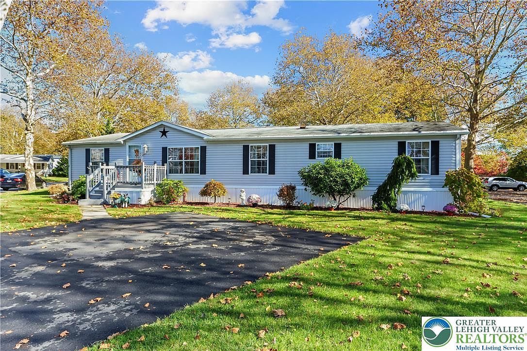 8 Cedar Ct Bath, PA 18014 - Thumbnail 3