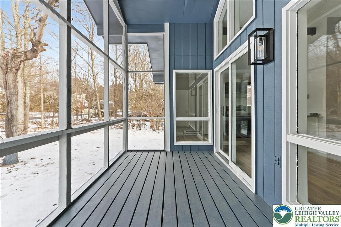 6522 Runnymead Ln Tobyhanna, PA 18466 - Thumbnail 3