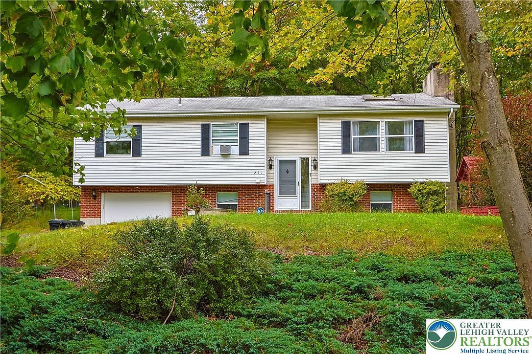 271 N Shore Dr Albrightsville, PA 18210 - Thumbnail 3