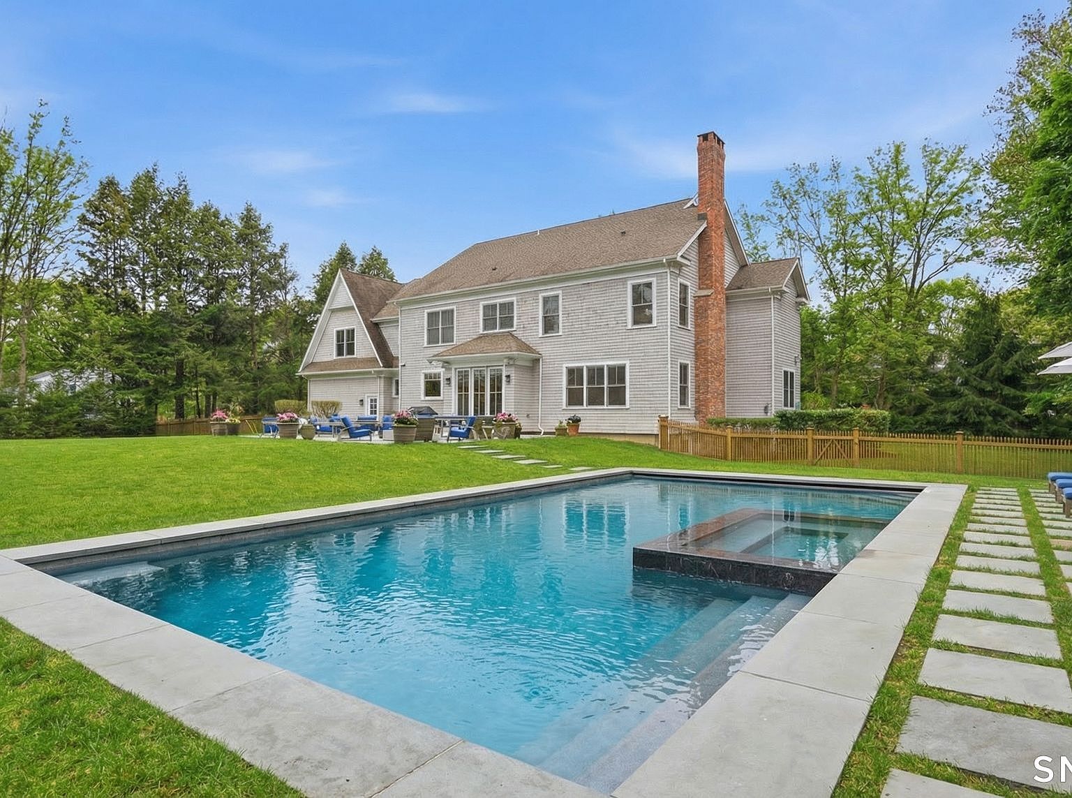 42 Easton Rd Westport, CT 06880 - Thumbnail 3