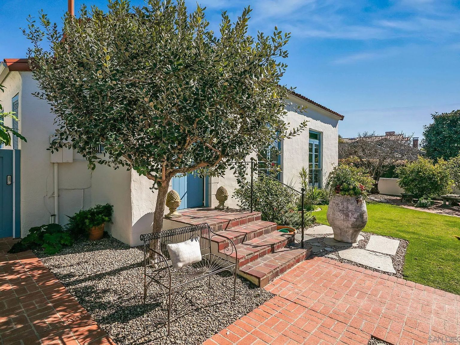 7227 Olivetas Ave La Jolla, CA 92037 - Thumbnail 3