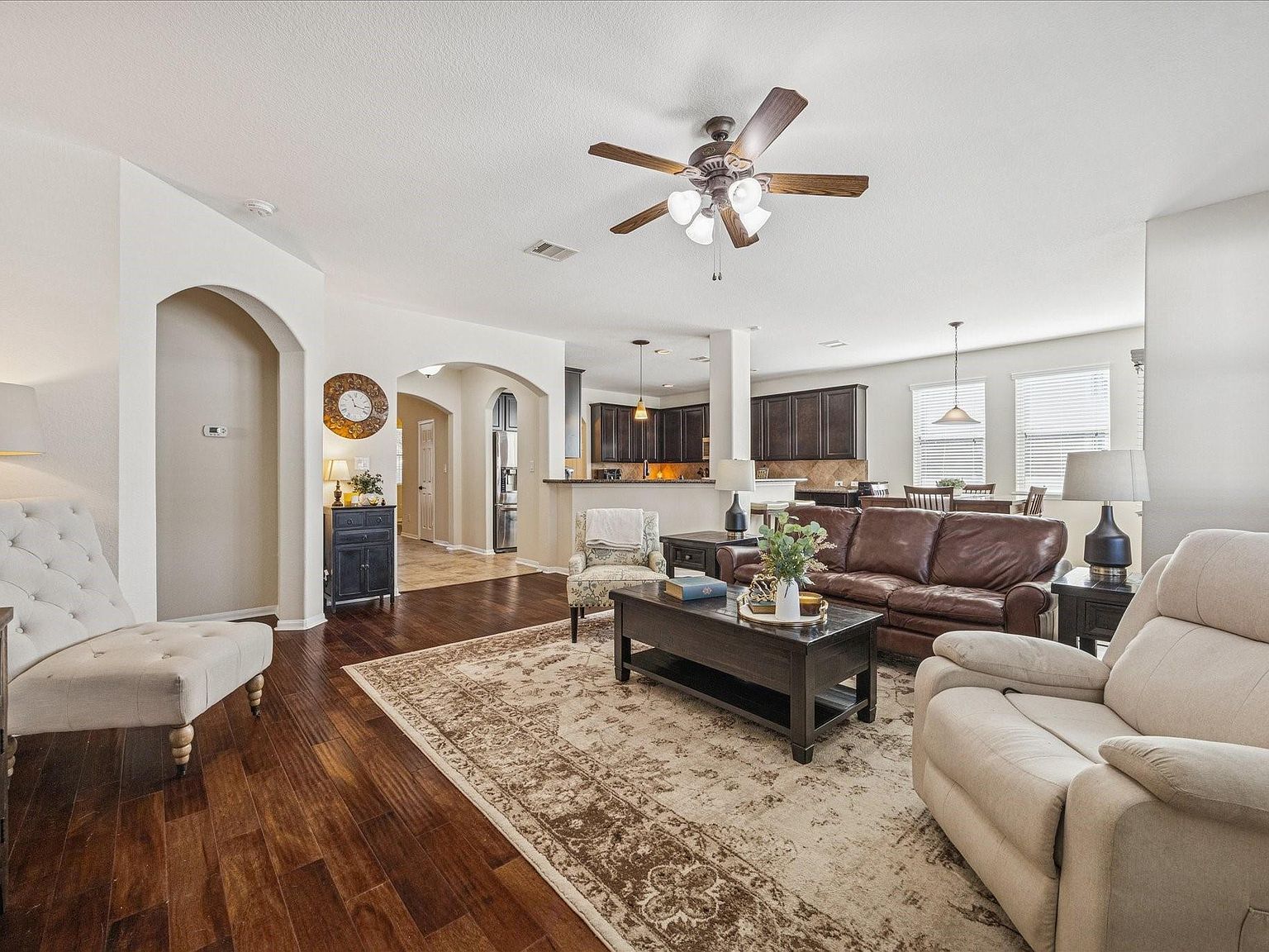 3414 Old Holly Dr Pearland, TX 77584 - Thumbnail 3