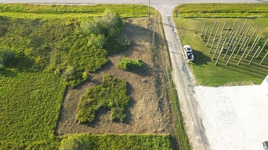 0 James Rd Lot 29 & 30 Gilchrist, TX 77617 - Thumbnail 3