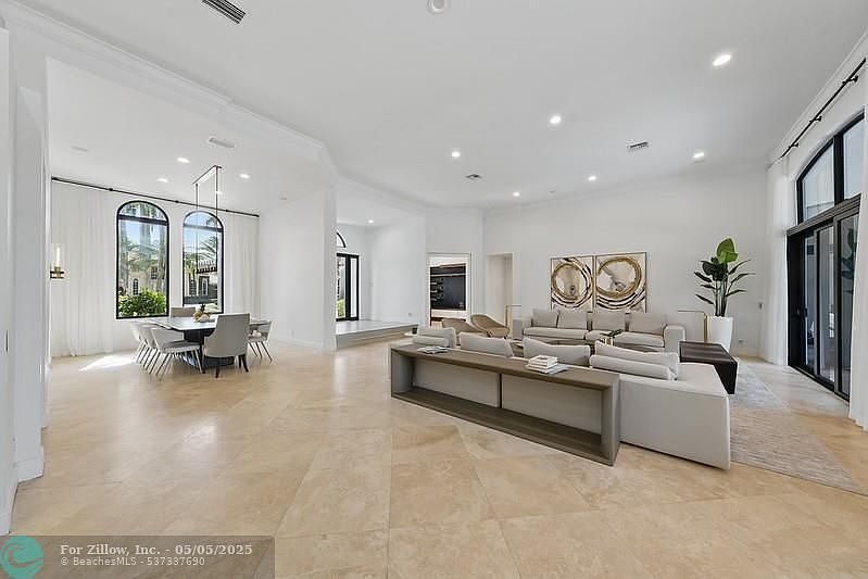 2454 Provence Ct Fort Lauderdale, FL 33327 - Thumbnail 3