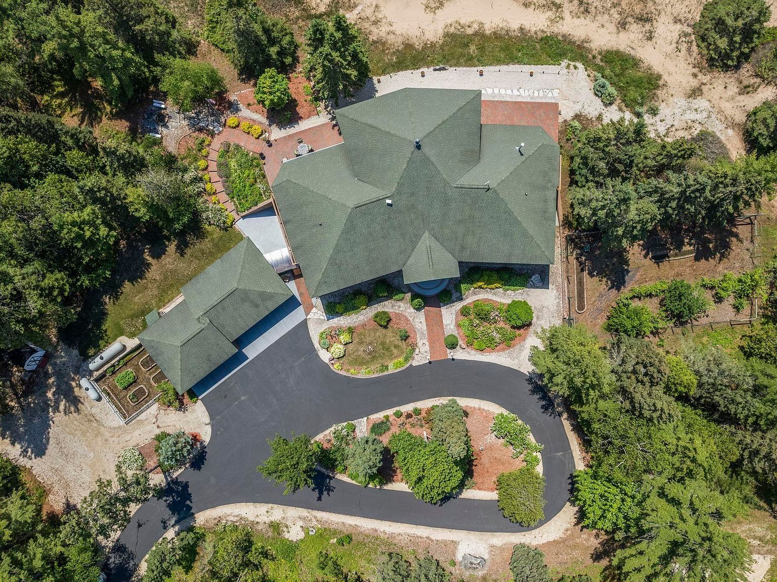 5343 Michibay Dr Manistique, MI 49854 - Thumbnail 3