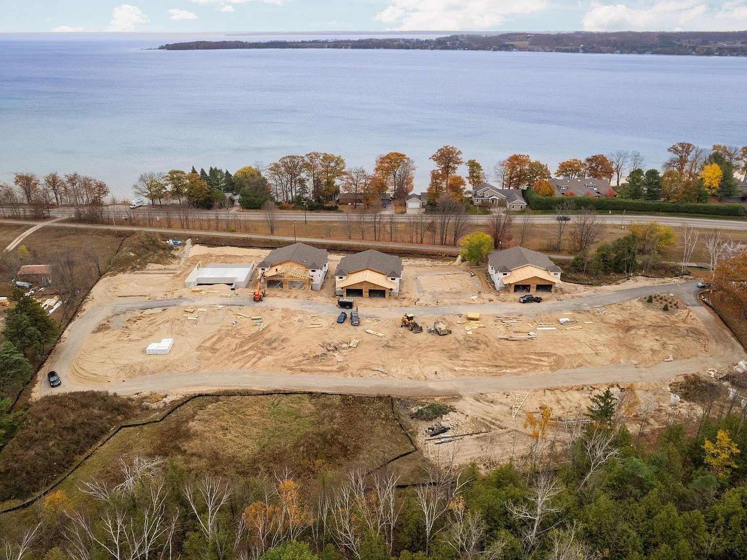 750 N Waypoint Cir #1 Suttons Bay, MI 49682 - Thumbnail 3