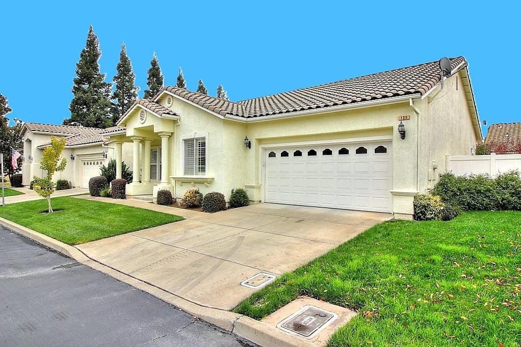 130 Little Johns Creek Dr Oakdale, CA 95361 - Thumbnail 3