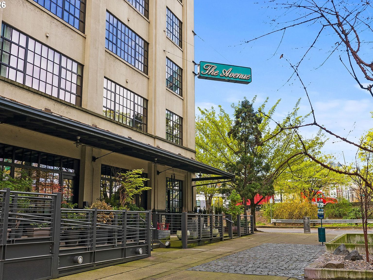 1400 NW Irving St Portland, OR 97209 - Thumbnail 3