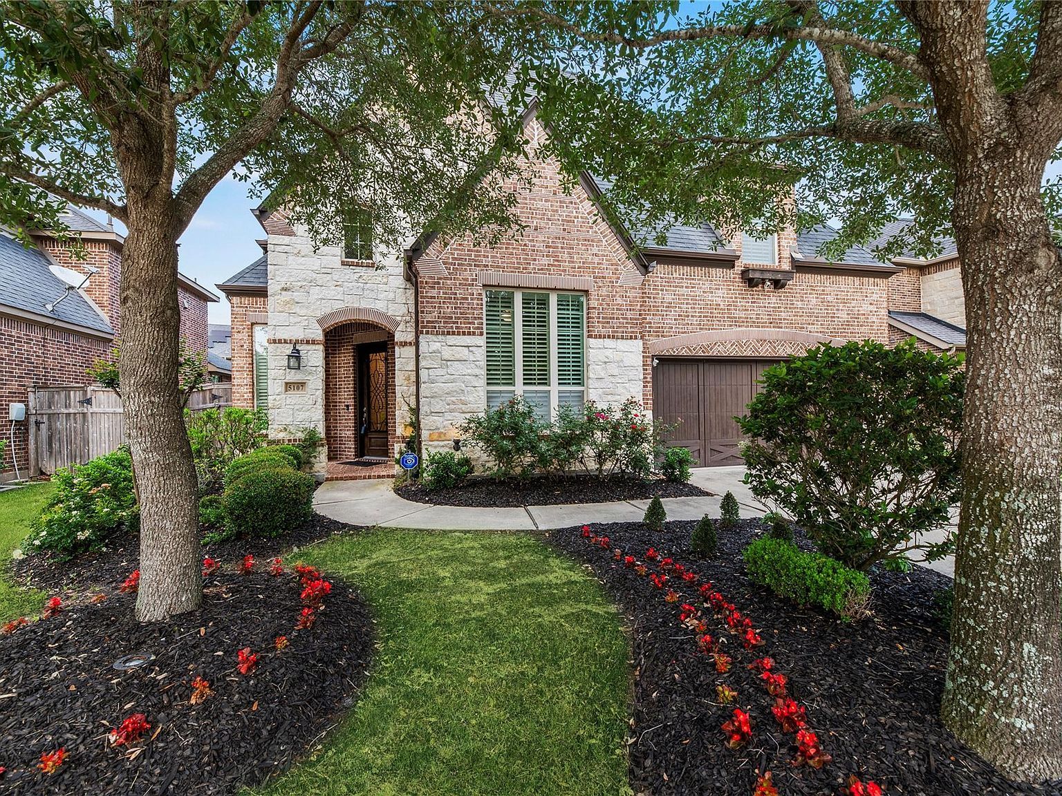 5107 Rollingwood Oak Ln Fulshear, TX 77441 - Thumbnail 3