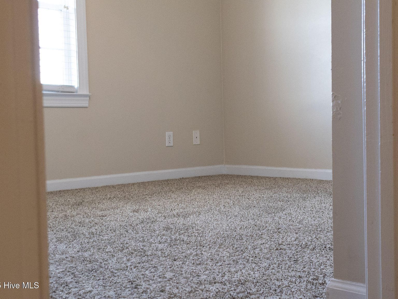 304 Streamwood Dr Jacksonville, NC 28546 - Thumbnail 3