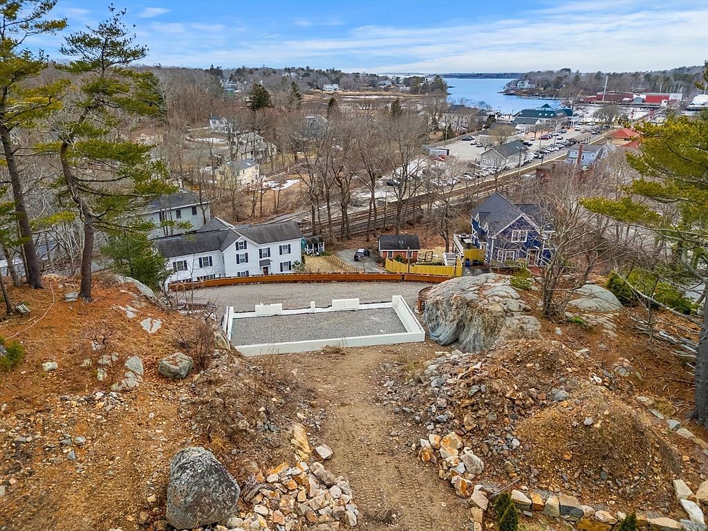 1 Sea St Manchester, MA 01944 - Thumbnail 3