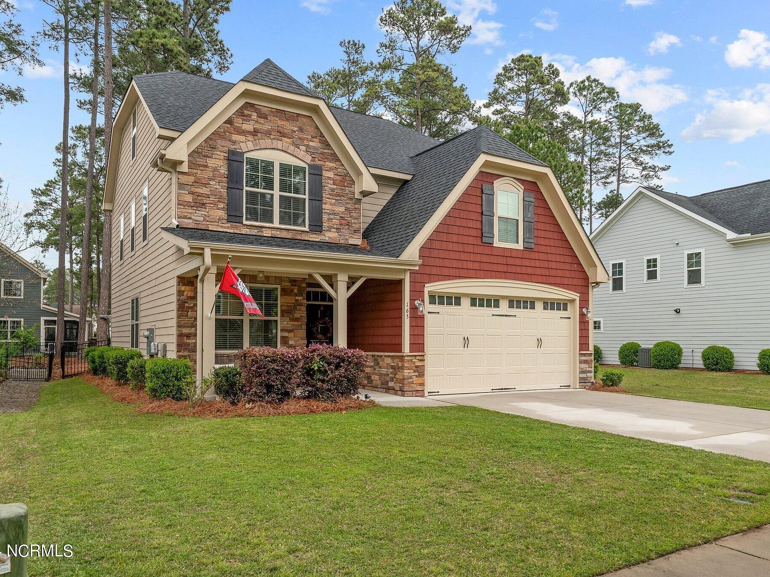 165 Moultrie Ln Aberdeen, NC 28315 - Thumbnail 3