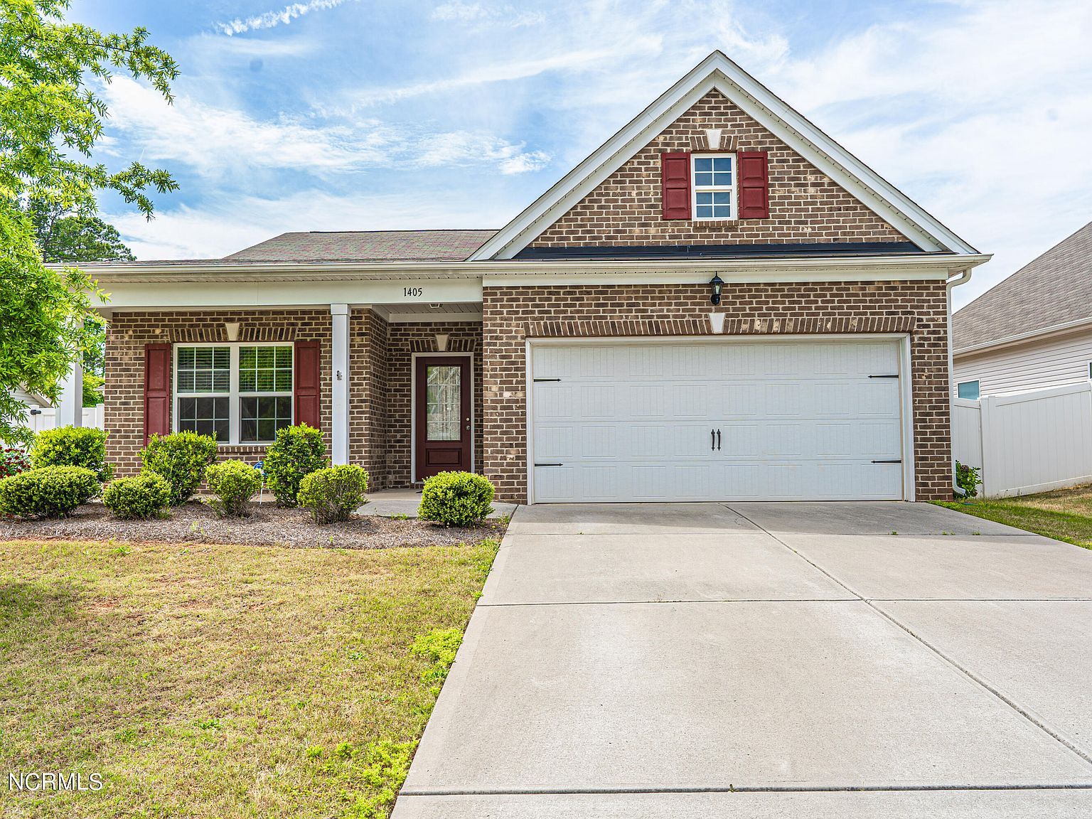 1405 Abercorn Ln Sanford, NC 27330 - Thumbnail 3