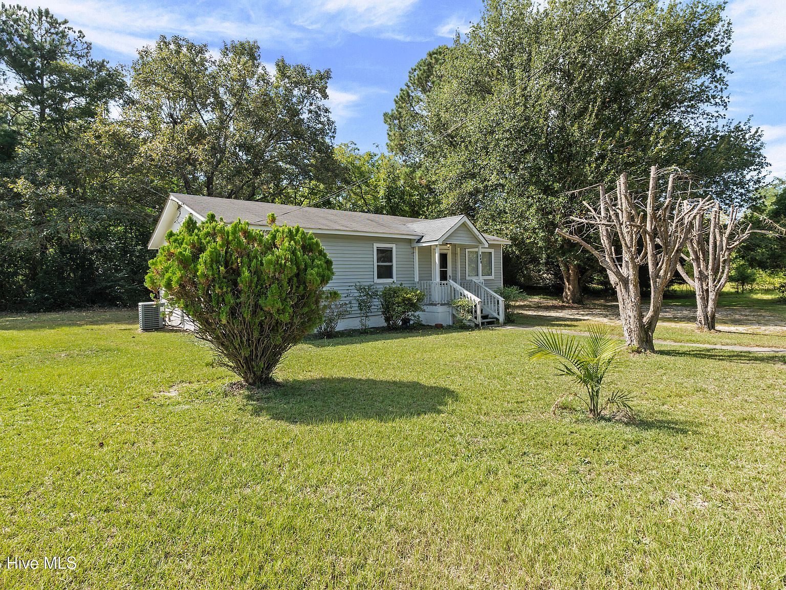 104 James St Aberdeen, NC 28315 - Thumbnail 3