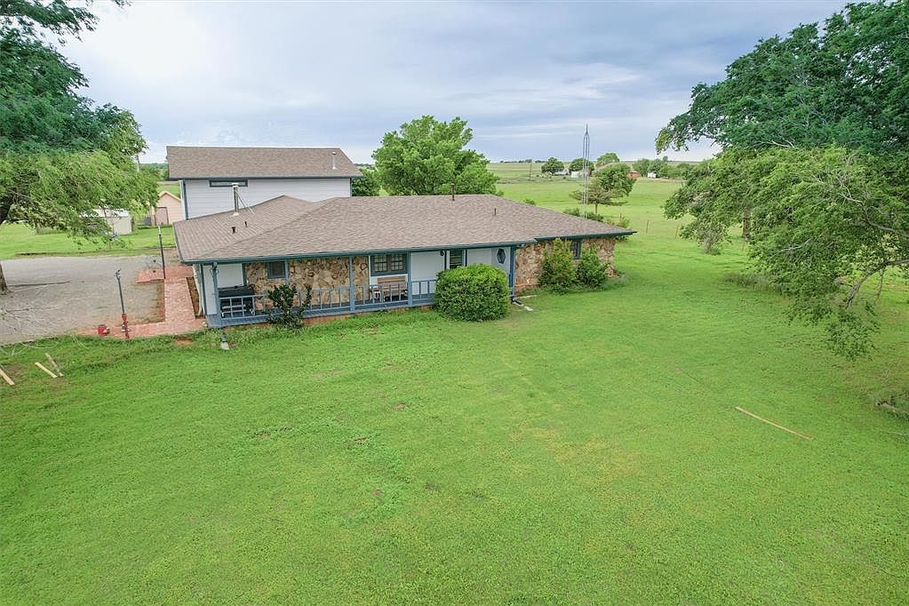 11747 N 2240th Rd Cordell, OK 73632 - Thumbnail 3