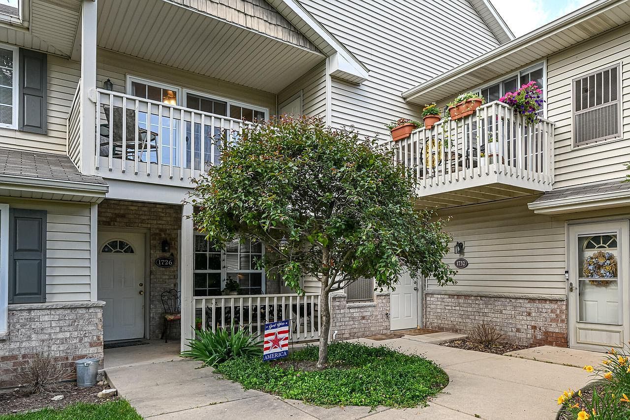 1732 State St UNIT D Union Grove, WI 53182 - Thumbnail 3