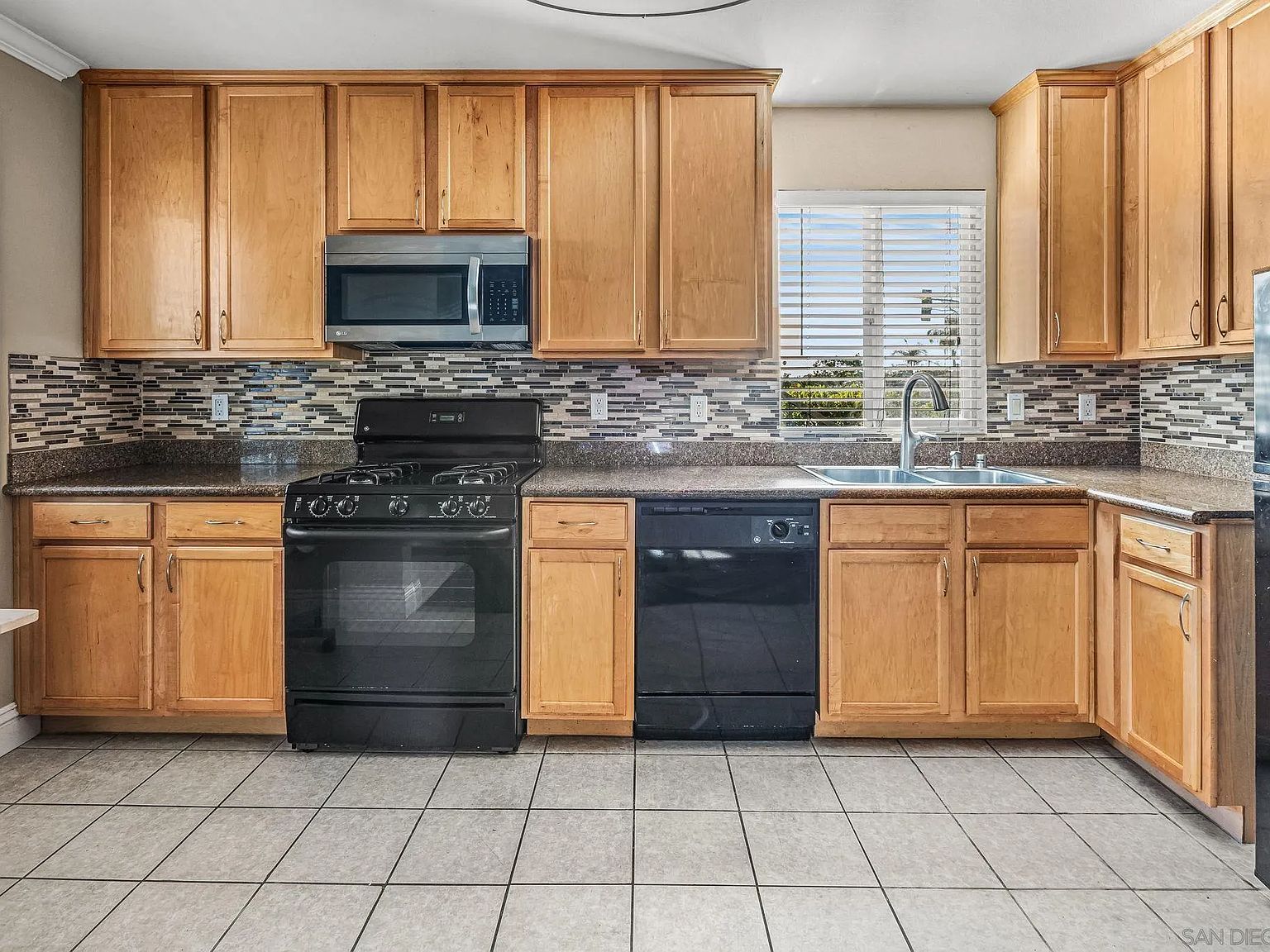 6101 Adelaide Ave UNIT 102 San Diego, CA 92115 - Thumbnail 3