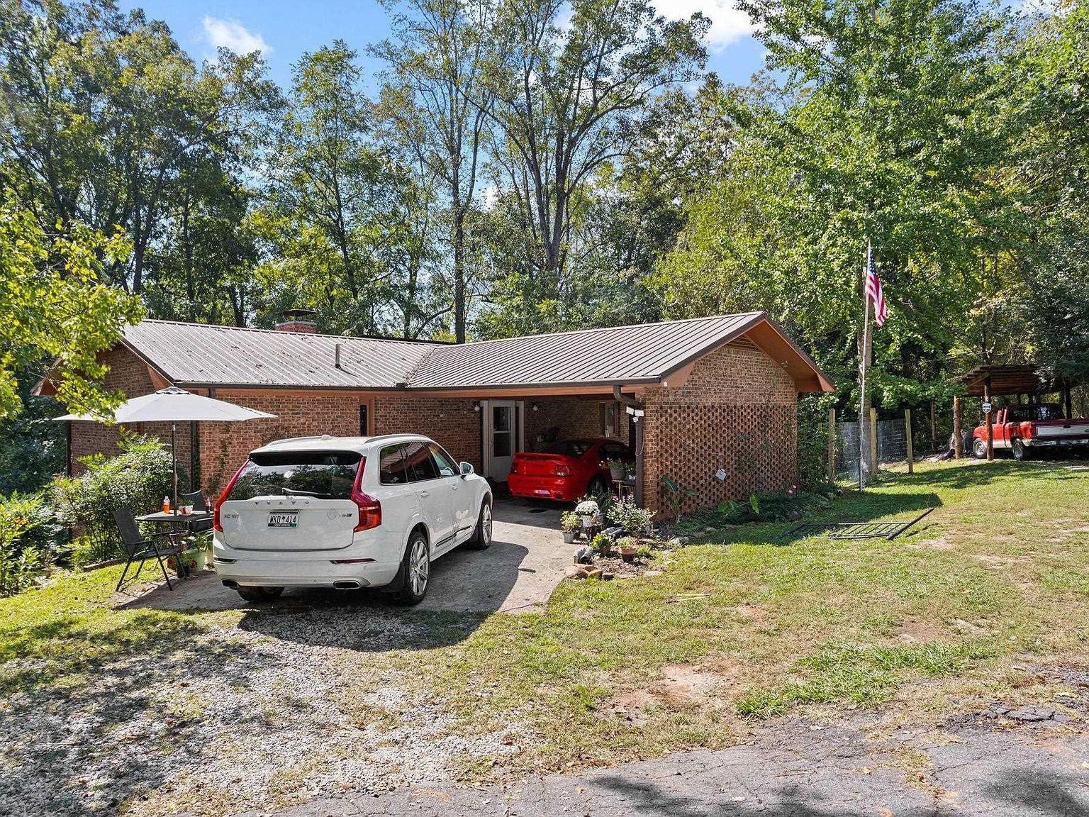 707 Campbell Town Rd Walhalla, SC 29691 - Thumbnail 3