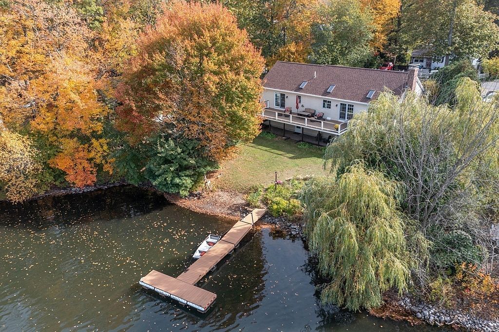 73 Ridge Rd Foxboro, MA 02035 - Thumbnail 3