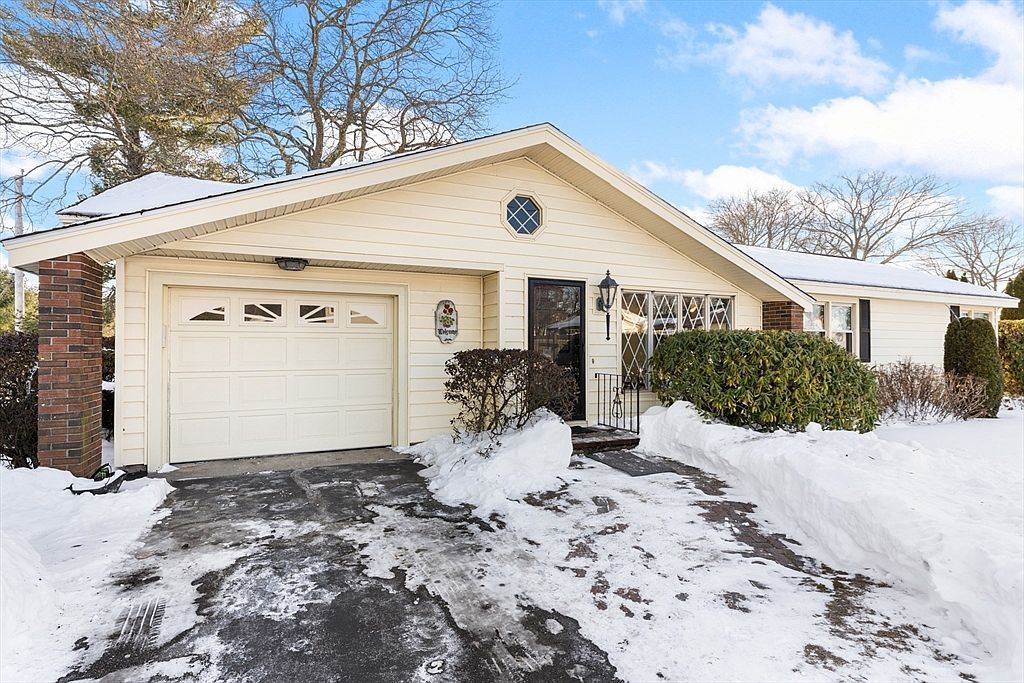 11 Deluca Rd Milford, MA 01757 - Thumbnail 3