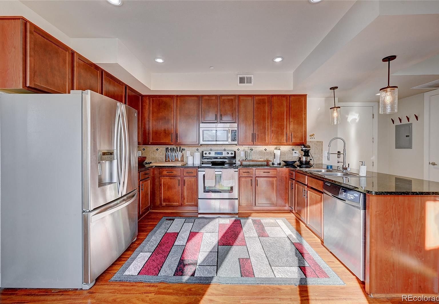 1488 Madison St #310 Denver, CO 80206 - Thumbnail 3