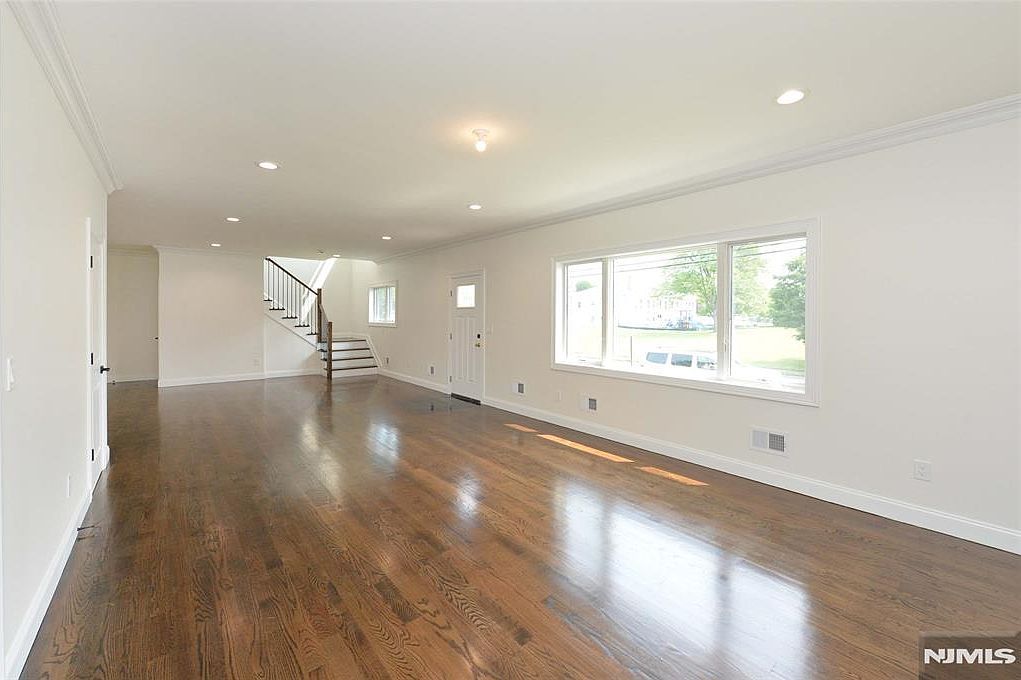 6 River Rd #10 Fair Lawn, NJ 07410 - Thumbnail 3