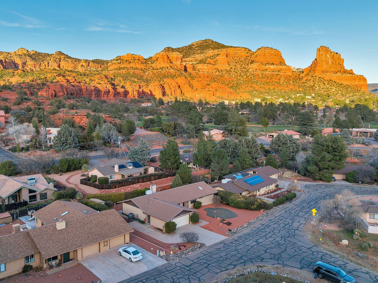 120 Montazona Trl Sedona, AZ 86351 - Thumbnail 3