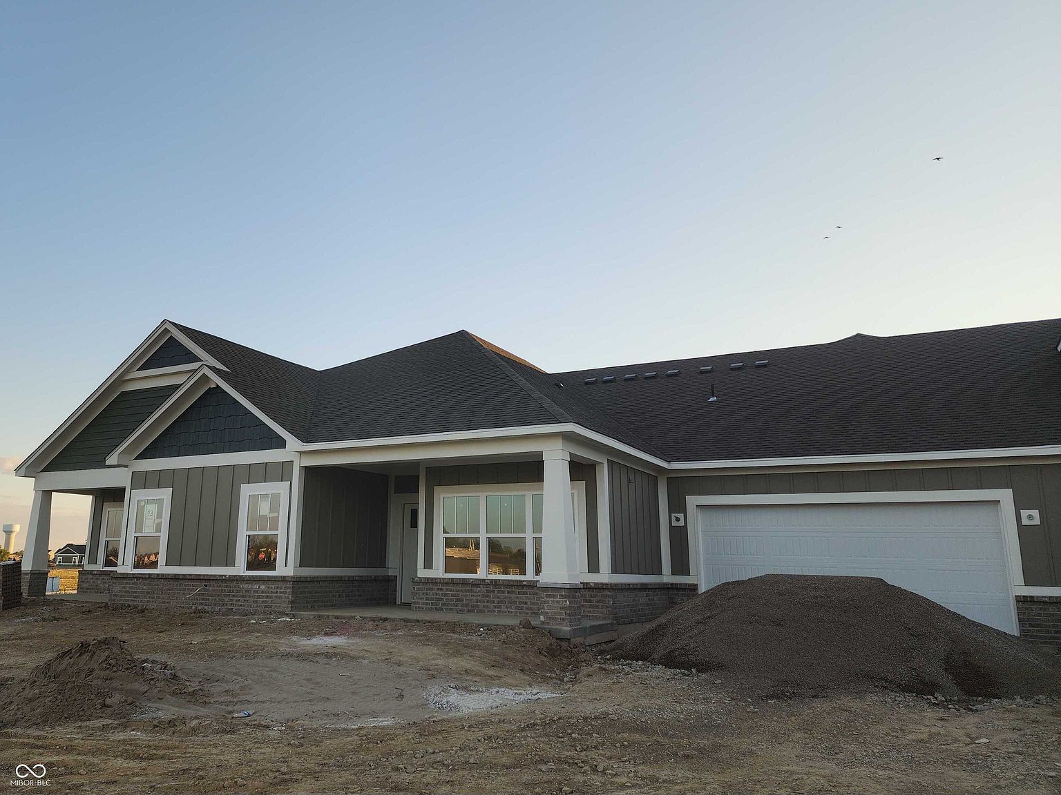 6204 Fairview Dr McCordsville, IN 46055 - Thumbnail 3