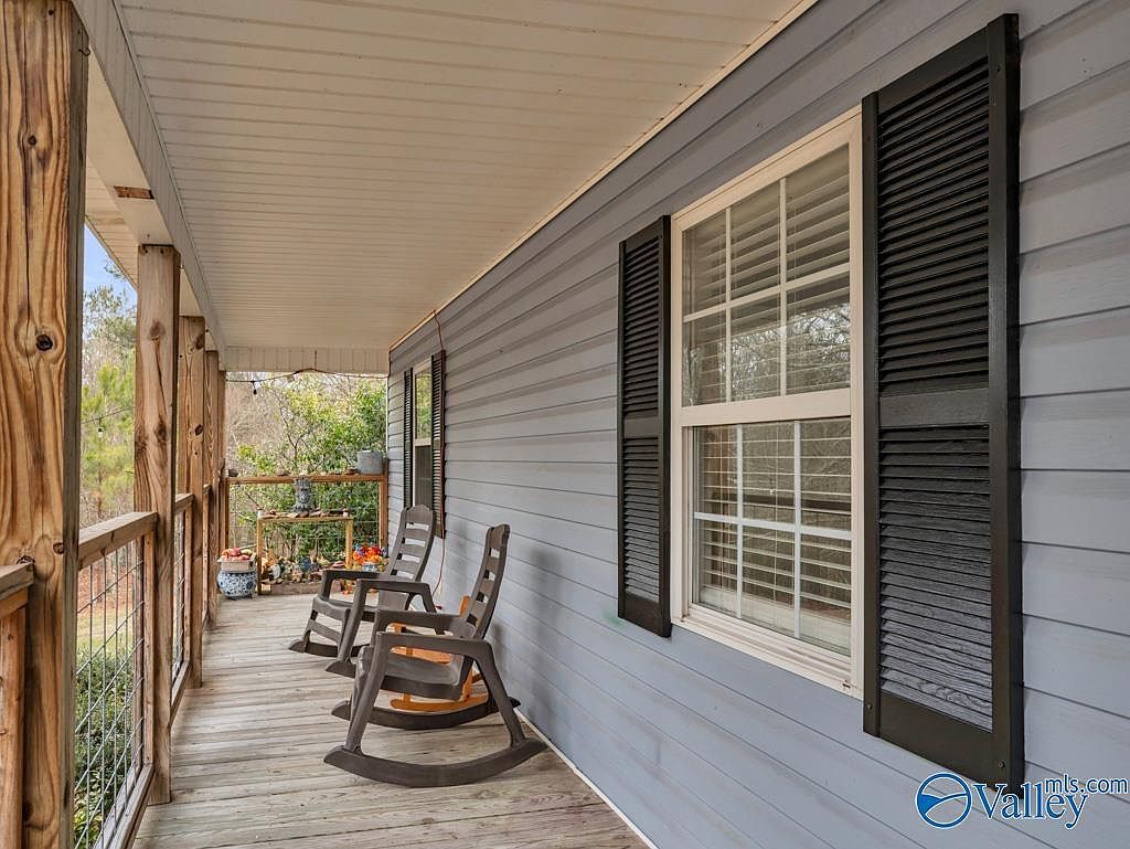 266 Tucker Dr Albertville, AL 35951 - Thumbnail 3