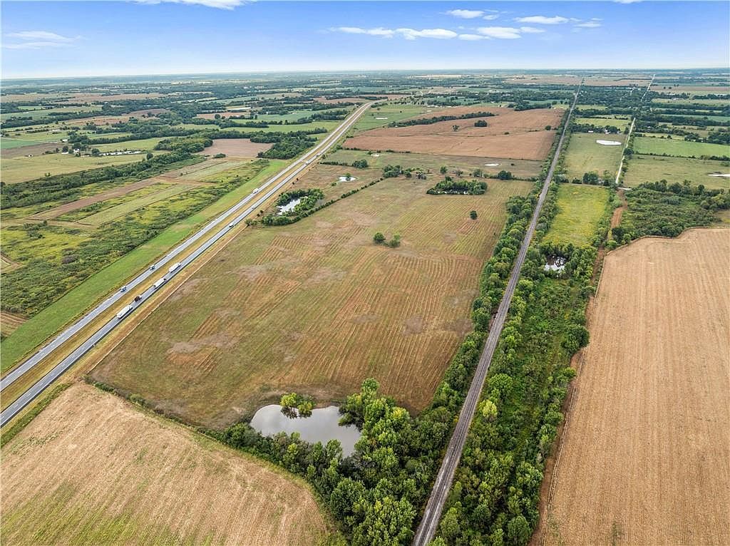 NW 90th Rd Sheldon, MO 64784 - Thumbnail 3