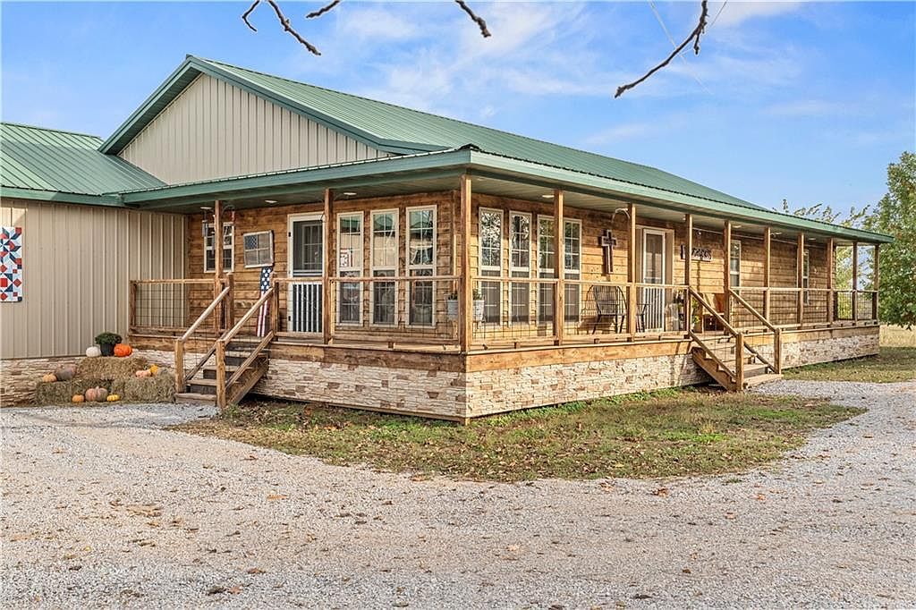 22507 S 2325th Rd Milo, MO 64767 - Thumbnail 3