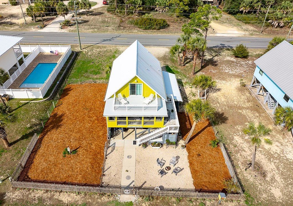 329 Treasure Dr Port Saint Joe, FL 32456 - Thumbnail 3