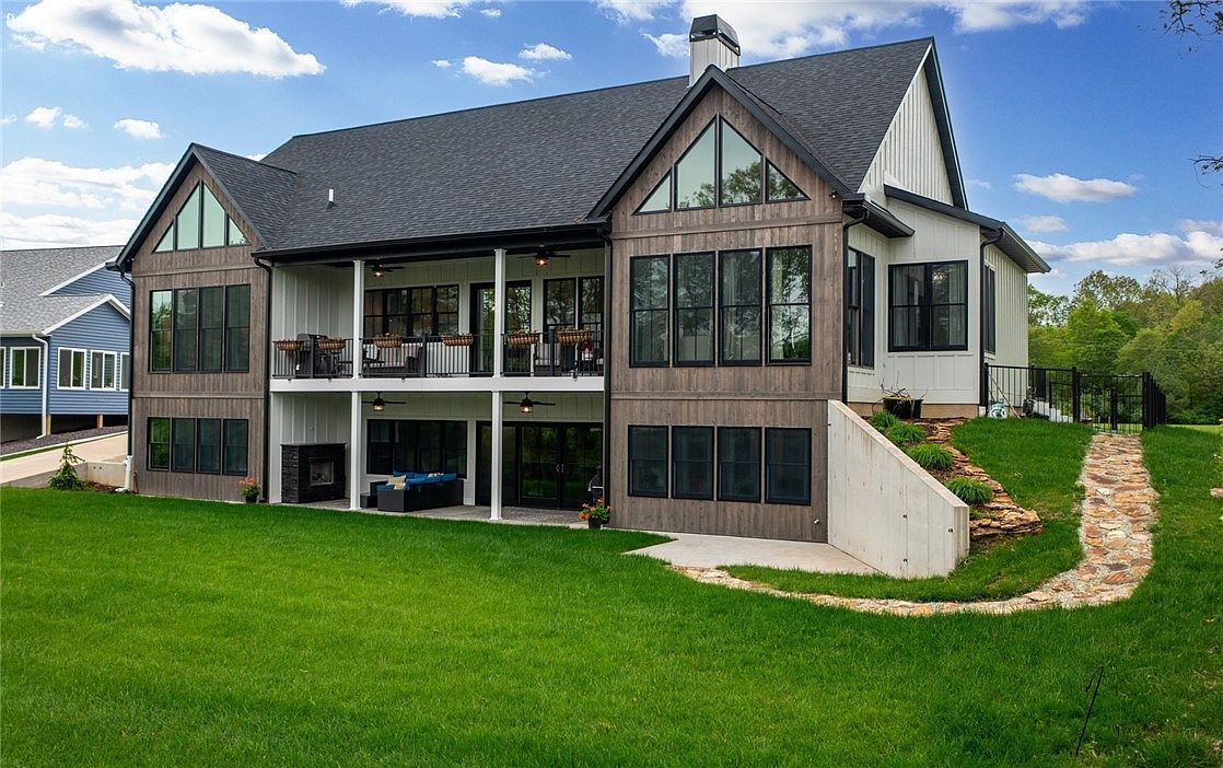 10028 E Pineridge Dr Effingham, IL 62401 - Thumbnail 3